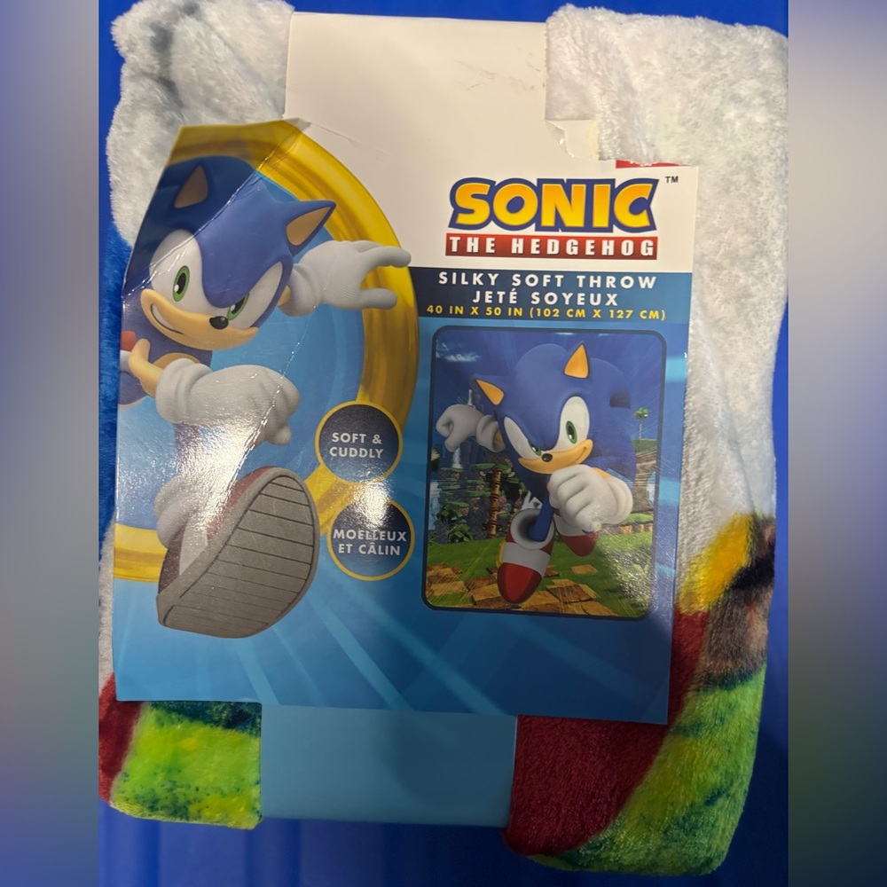 Sonic the Hedgehog Silky Soft Throw 40x50 inches NWT